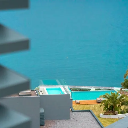 Guestready - A Lovely With A Sea View Апартаменты *
